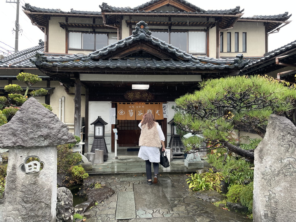 笏谷(しゃくたに)そば本店が大当たりで美味しい – 砂井さんのオモチャ箱